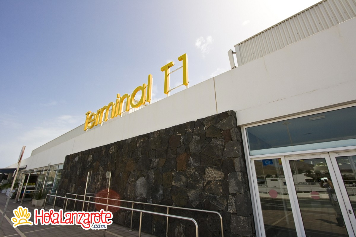 Shuttles and Transfers to Lanzarote Airport Shuttles and Transfers to Lanzarote Airport